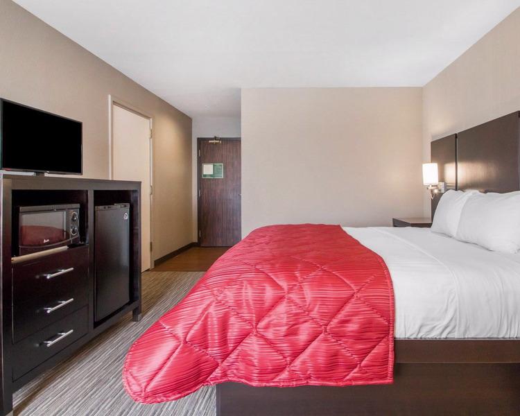 Greenstay Inn & Suites Court View Springfield Room photo